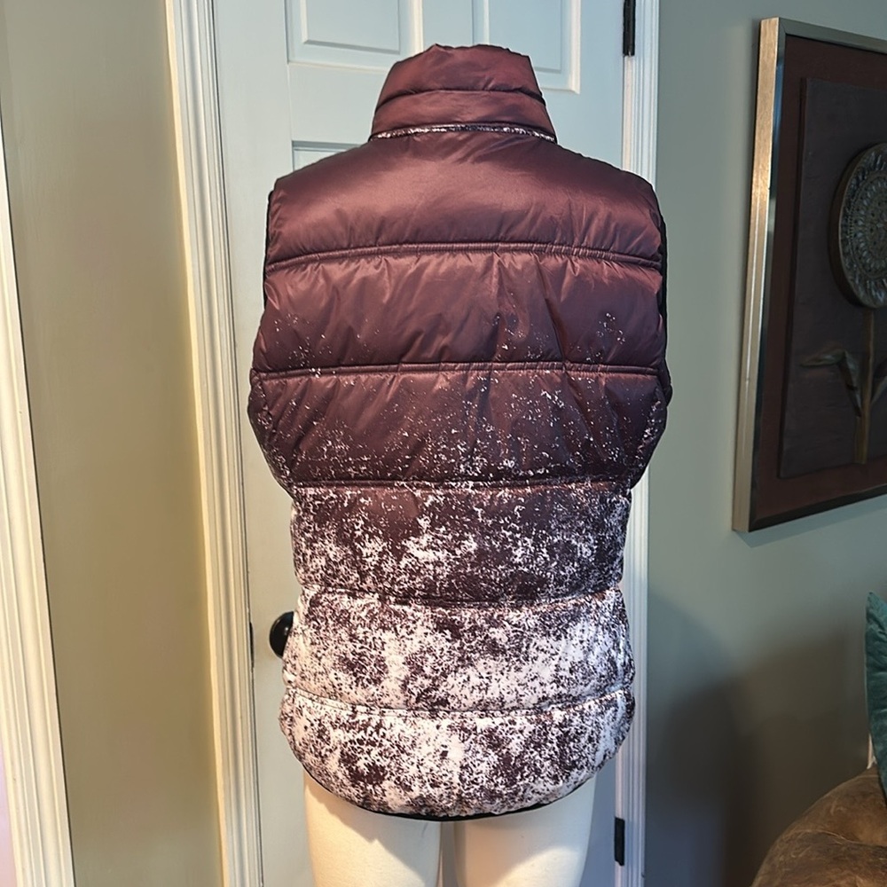 EUC ❄️ Marc New York Puffer Vest Sz Large Snow Ski Purple Black White hood - Picture 8 of 11